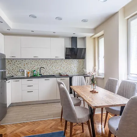 Apartment Center Retreat, Close To Main Street, Free Parking Sofia